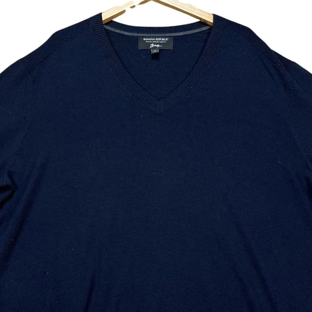 Banana Republic Merino Wool Sweater Mens XL Blue‎ Long Sleeve V-Neck Pullover